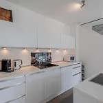 Fewo1846 - Zweite Heimat - Moderne 2-zimmerwohnung Mit Sonnigem Balkon In Der Marina Sonwik Apartamento Flensburg