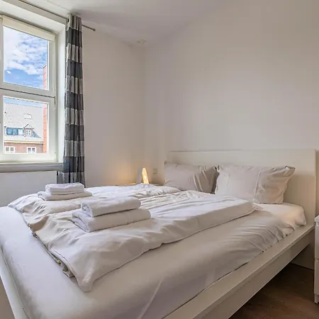 Fewo1846 - Zweite Heimat - Moderne 2-zimmerwohnung Mit Sonnigem Balkon In Der Marina Sonwik